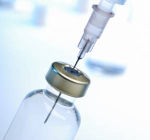 Mammakarzinom / Magenkarzinom: Schnellere Zubereitung des Trastuzumab-Biosimilars mit der 420-mg-Durchstechflasche