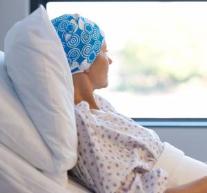 Krebspatienten im Krankenhaus: Was tun, wenn keine Besuche möglich sind?