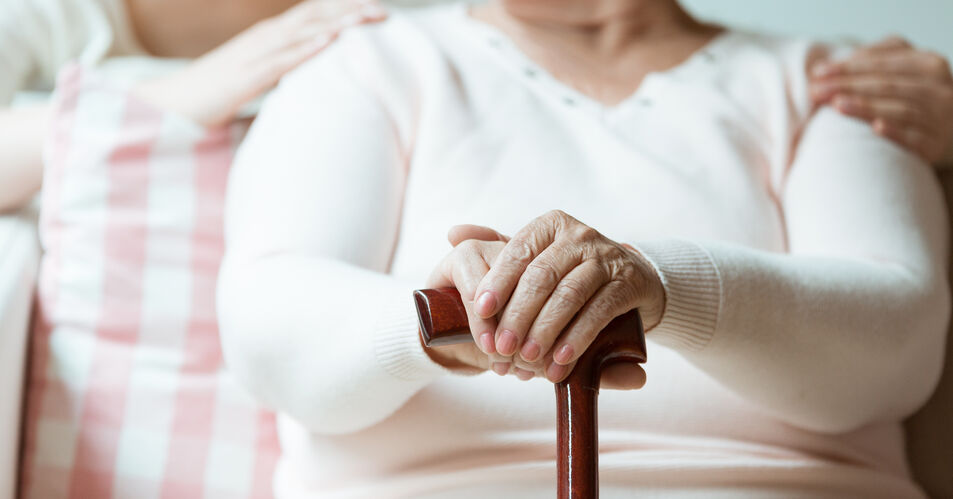 Blutkrebs: Verträglichere Therapie für ältere Menschen